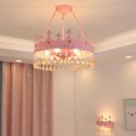 Pembe Taç Çocuk Odası Avizesi | Kristal Taşlı Metal Prenses Avize